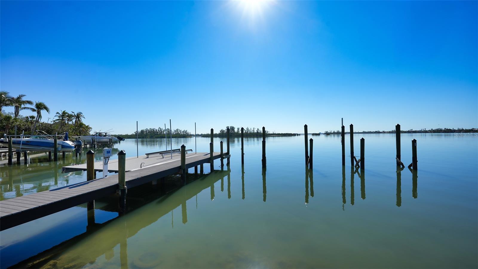 BAY ISLAND - Residential