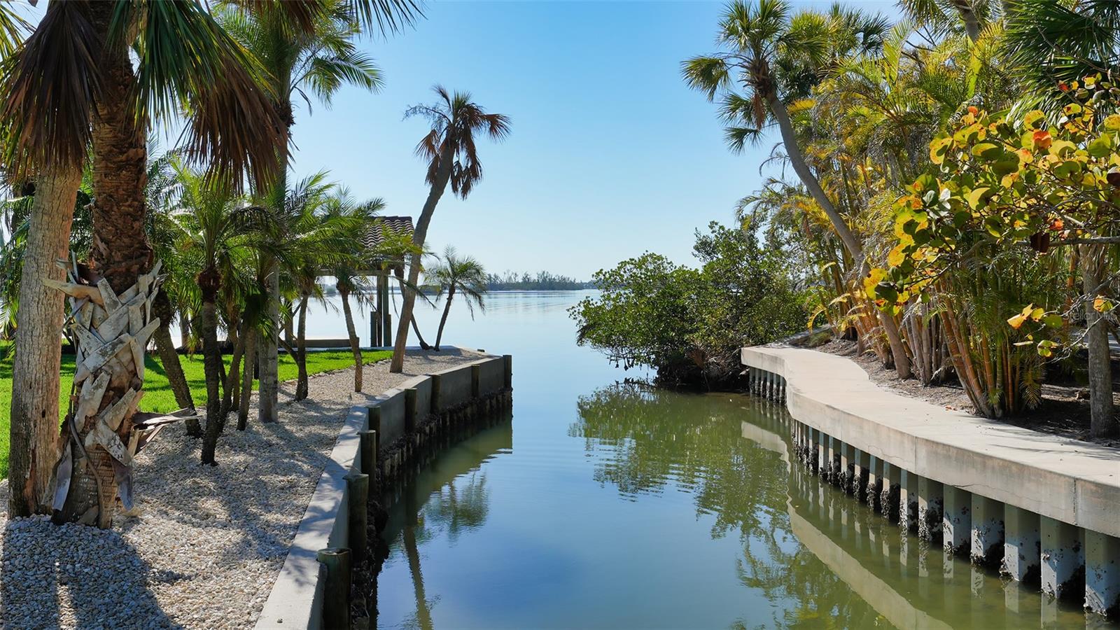 BAY ISLAND - Residential