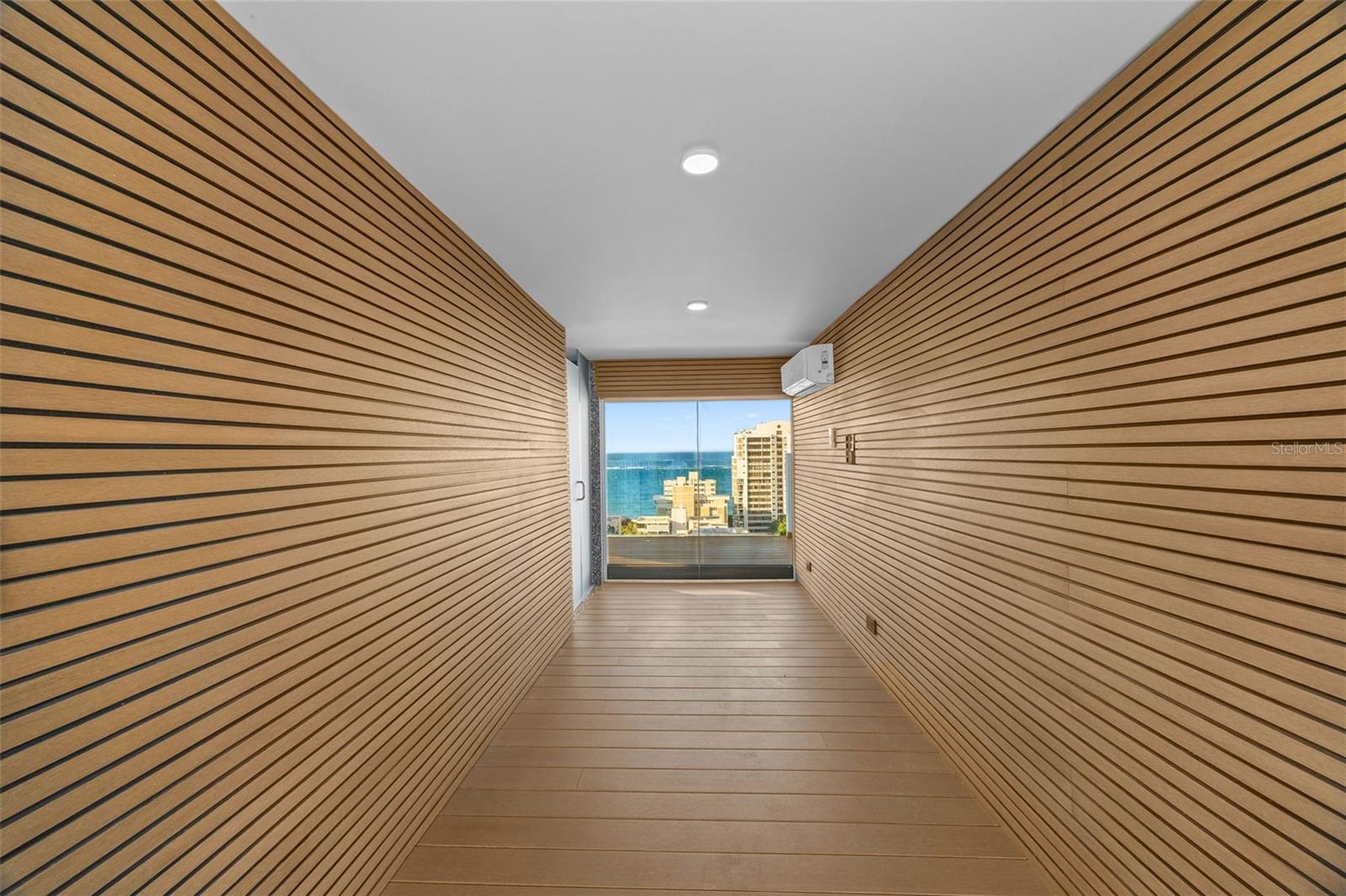 CONDADO BEACH - Residential