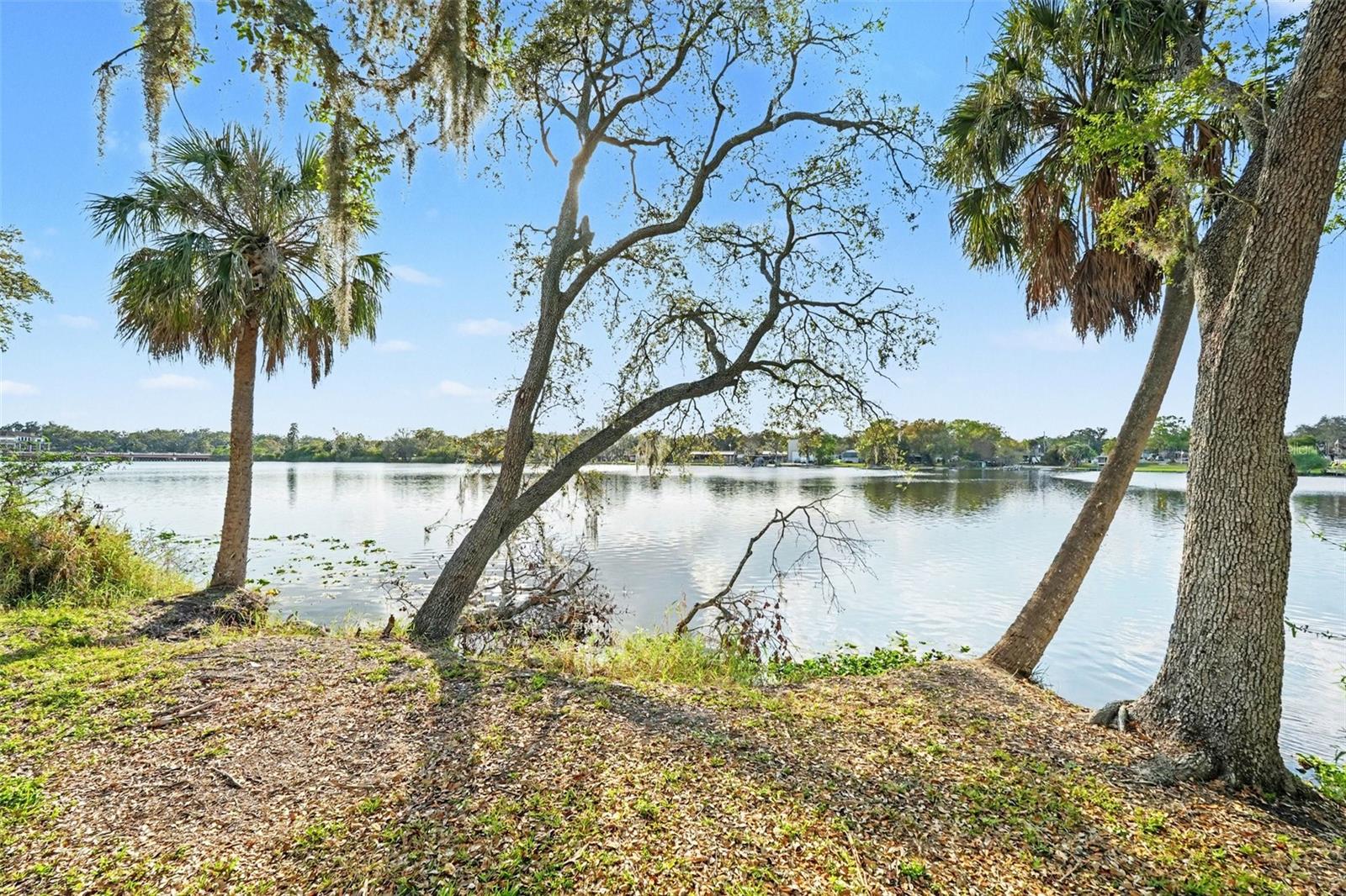 WATERSIDE CONDO III - Residential