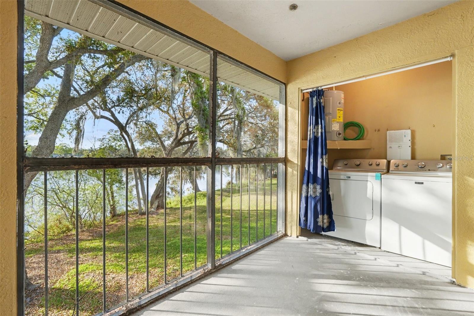 WATERSIDE CONDO III - Residential