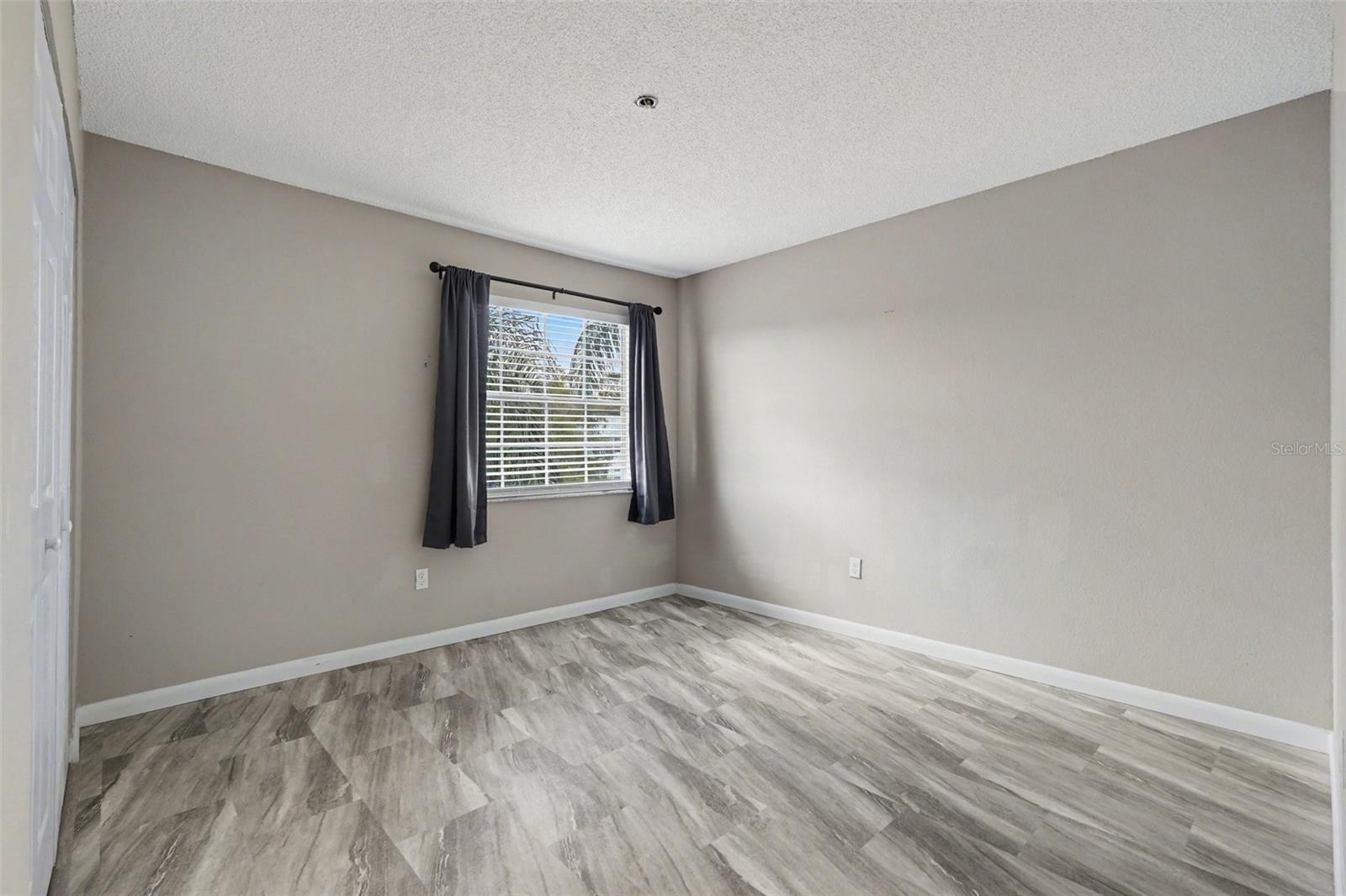 WATERSIDE CONDO III - Residential