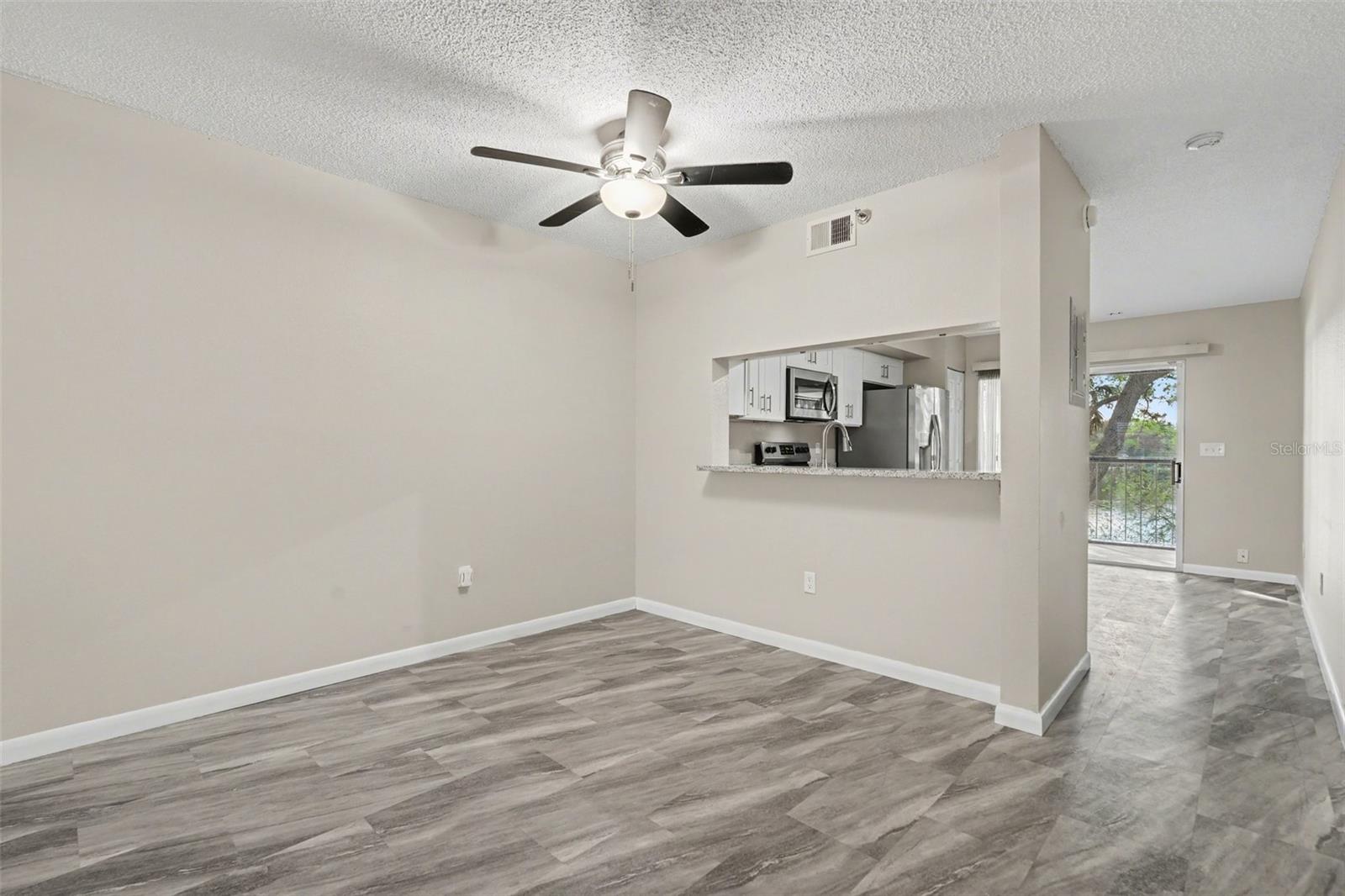 WATERSIDE CONDO III - Residential