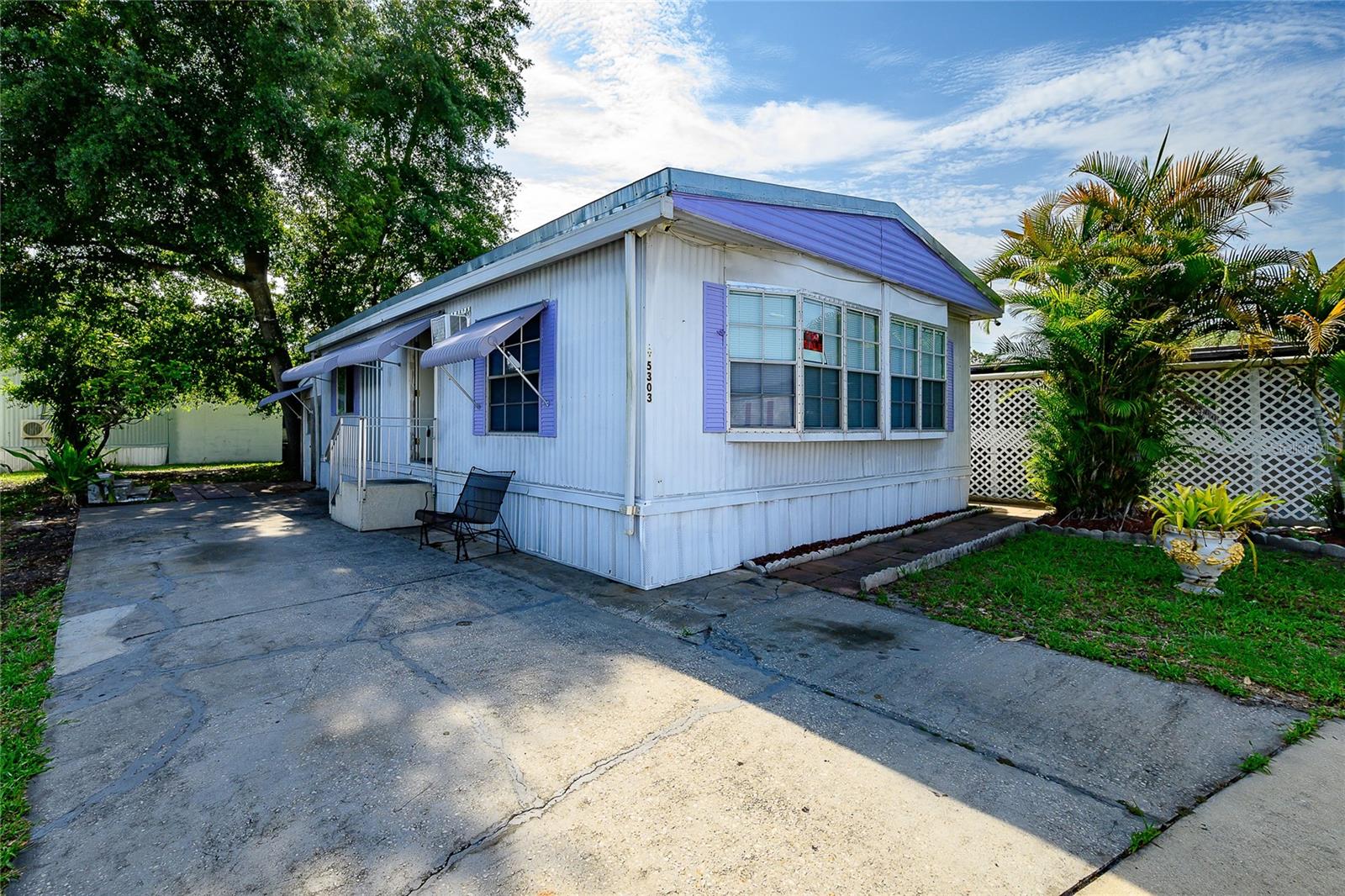 Great Opportunity to own your Mobil home style resort with 4 bedrooms (Split) and 4 baths locate at BALI HAI charmingly maintained and affordable manufactured home community located in Orlando, Florida. Bali Hai features spacious home sites, first-class amenities, and an excellent location in close proximity to the main attractions of Orlando, Florida.
Just minutes from Walt Disney World, Universal Studios and the renowned Discovery Cove, Bali Hai is the ideal place to call home in Florida’s most bustling and family-friendly city. Outdoor adventure awaits by local Lake Conway or a short drive away to Tibet-Butler Nature Preserve for beautiful nature trails and captivating views of Florida’s wildlife.