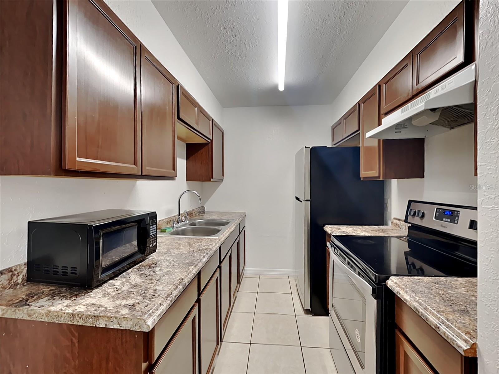 WILLOWS SEC 03 - Residential Lease