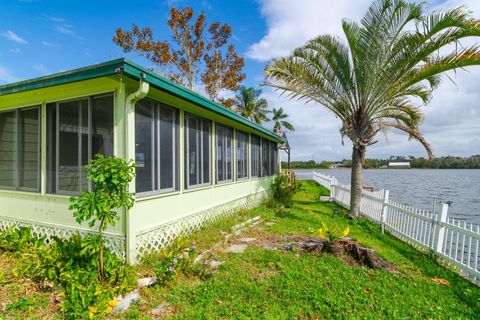 A home in TARPON SPRINGS