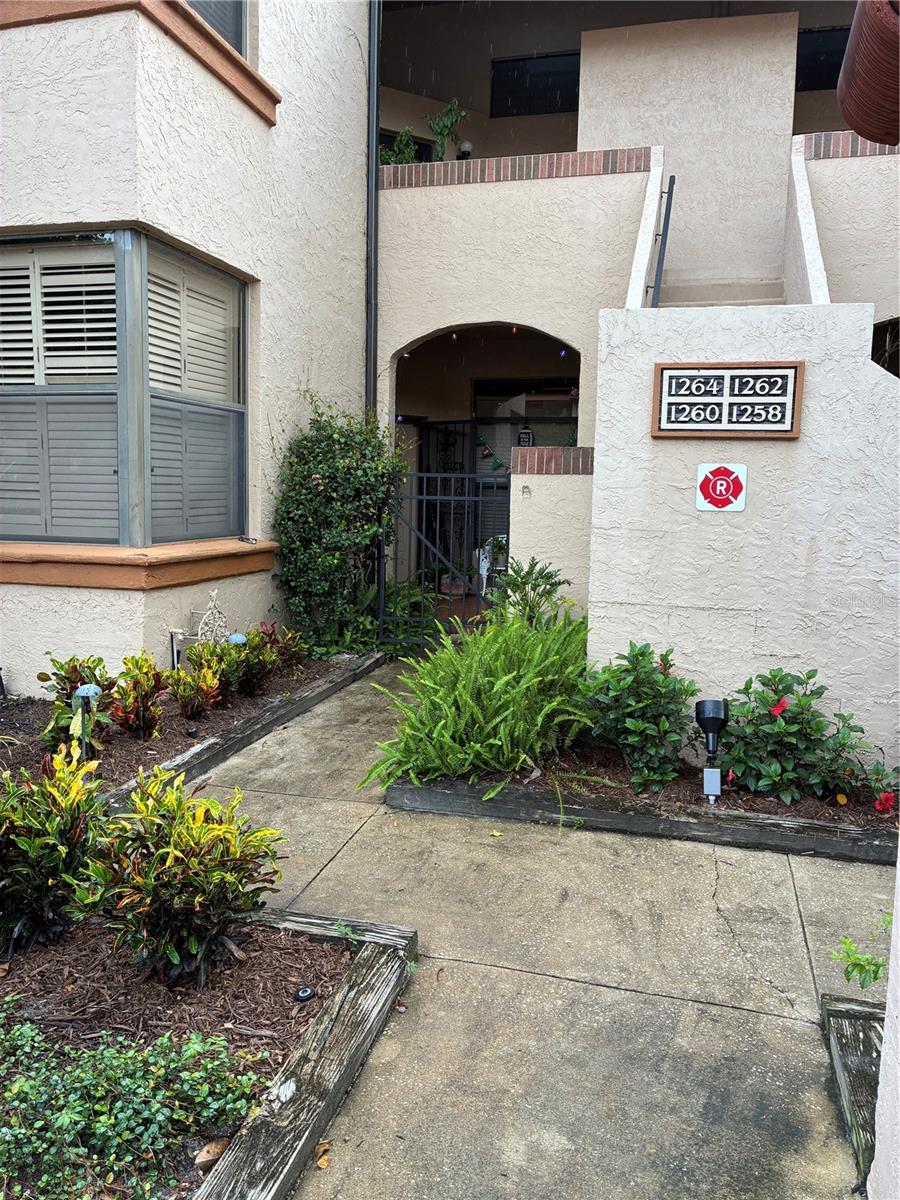 Photo of 1260 Lake Willisara Circle, Orlando, FL 32806 (MLS # O6439290)