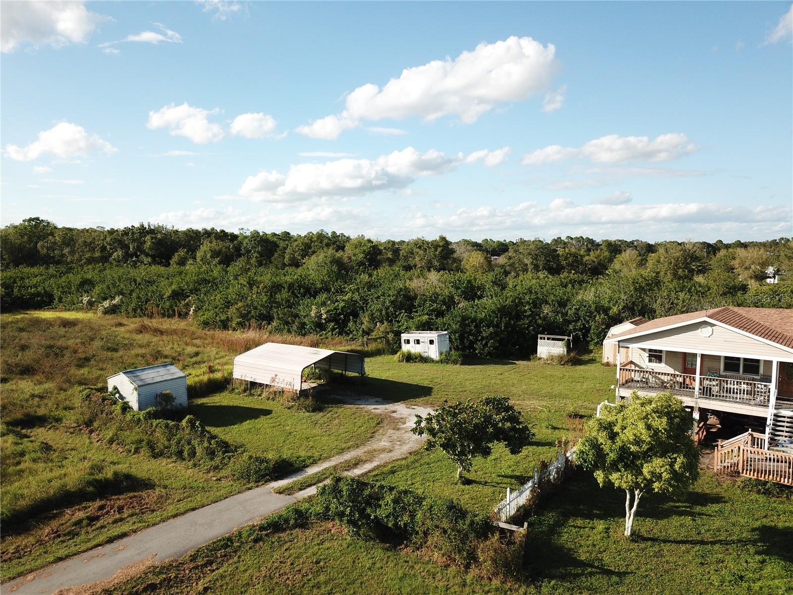 HORSESHOE ACRES - Residential