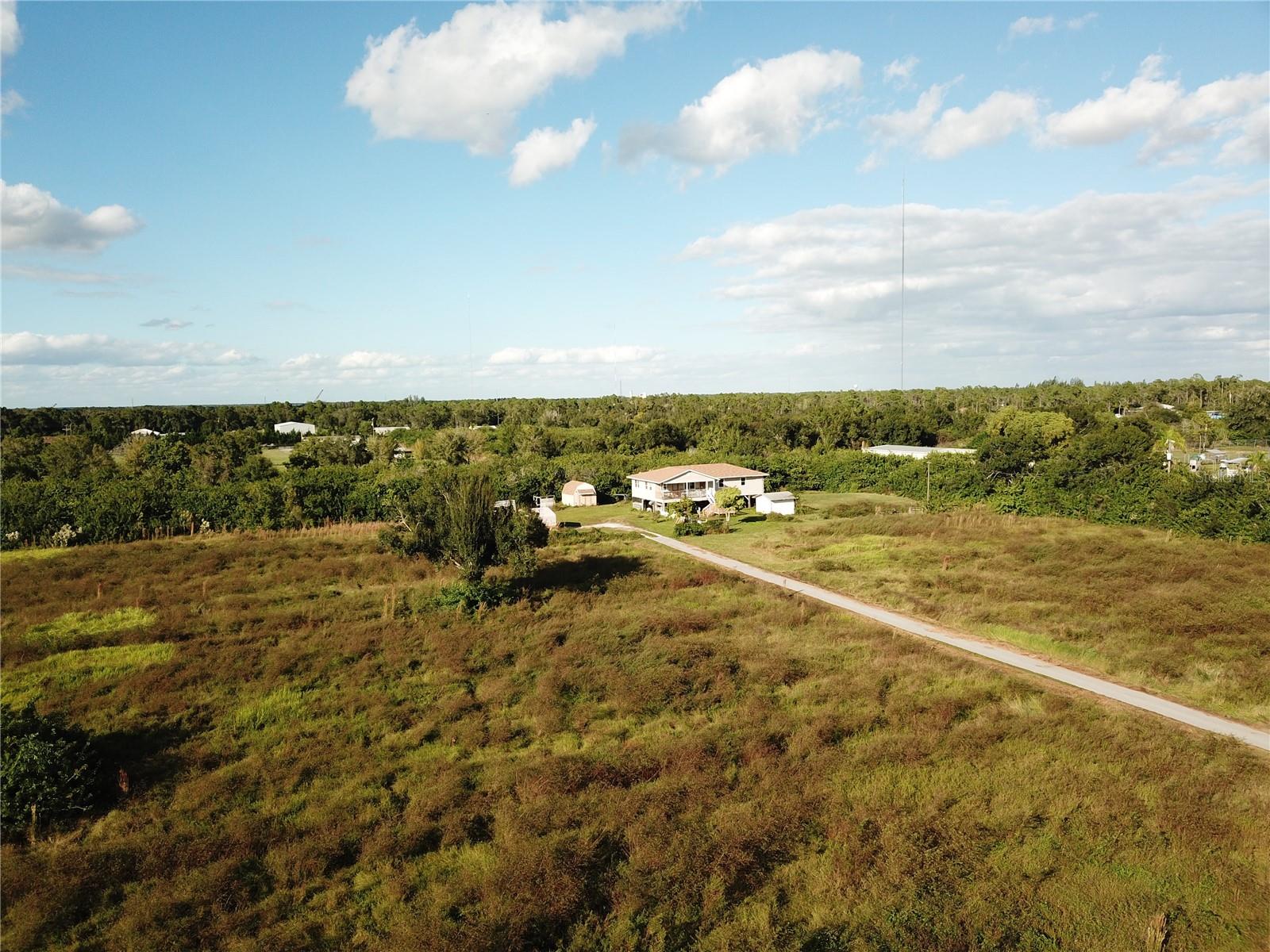 HORSESHOE ACRES - Residential