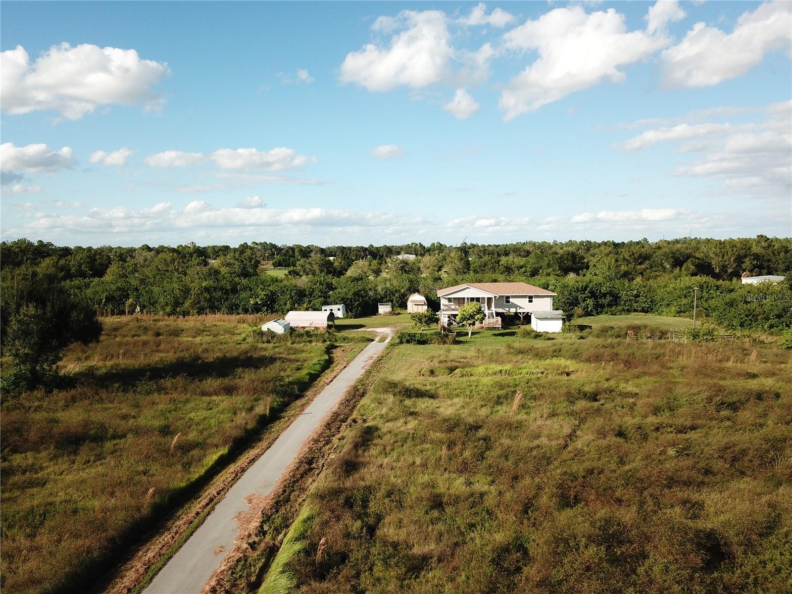 HORSESHOE ACRES - Residential