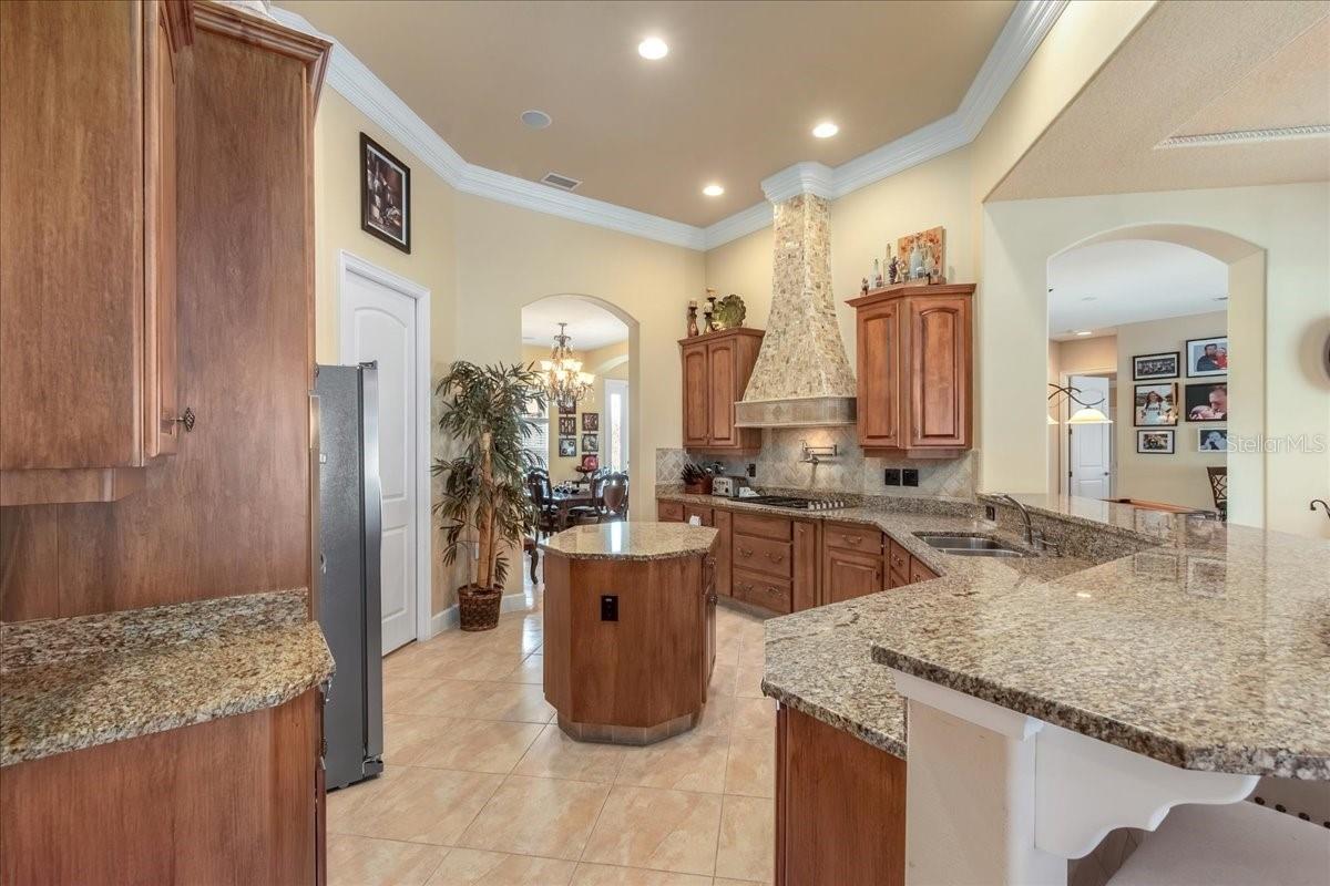 DEER PATH ESTATE - Residential