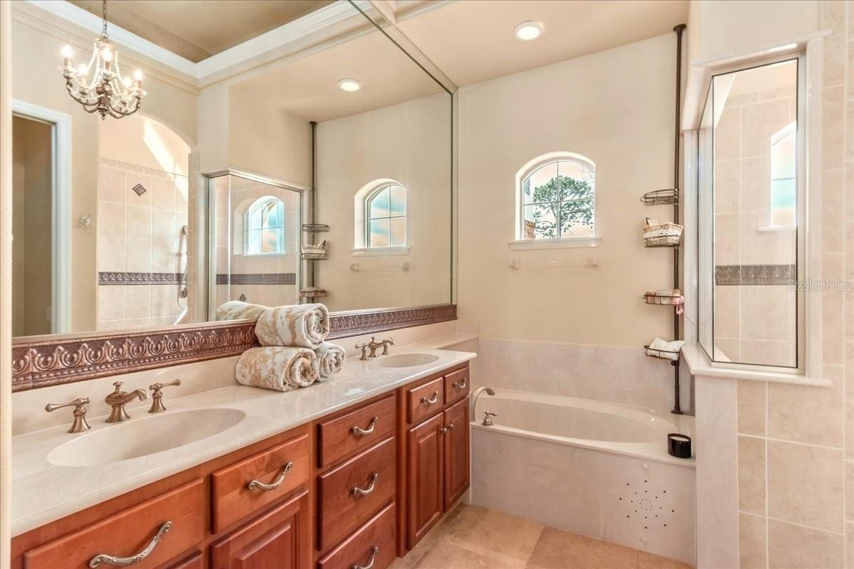 DEER PATH ESTATE - Residential