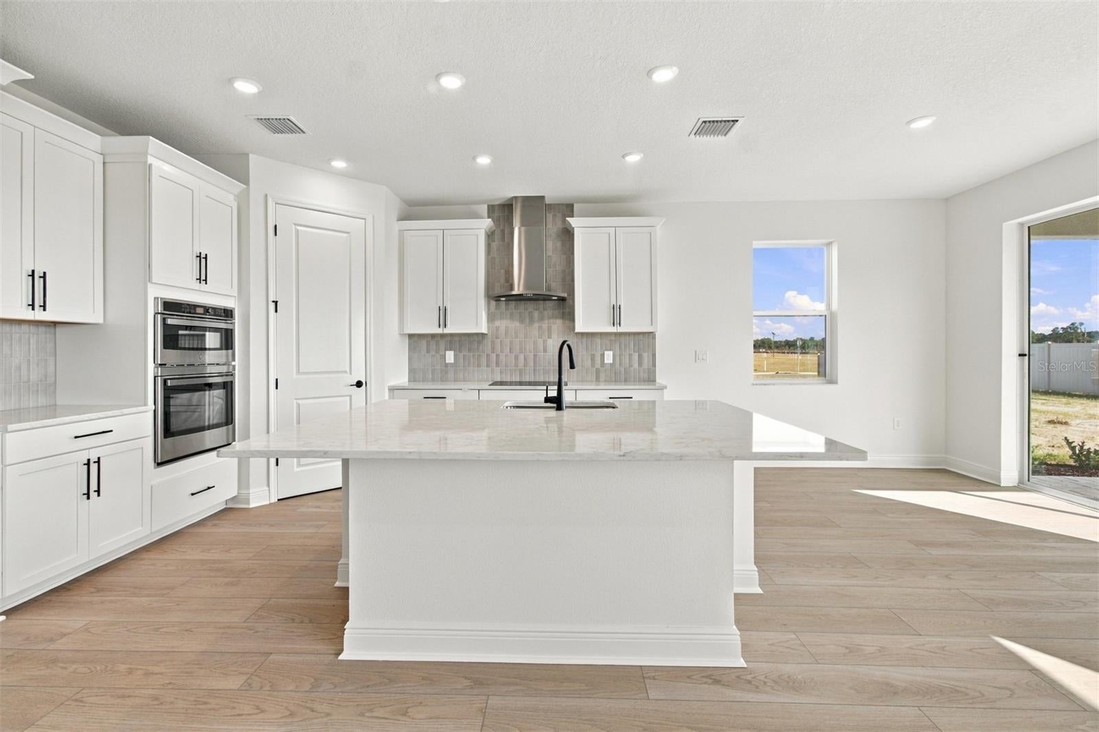 7329 RIDGE ESCAPE WAY