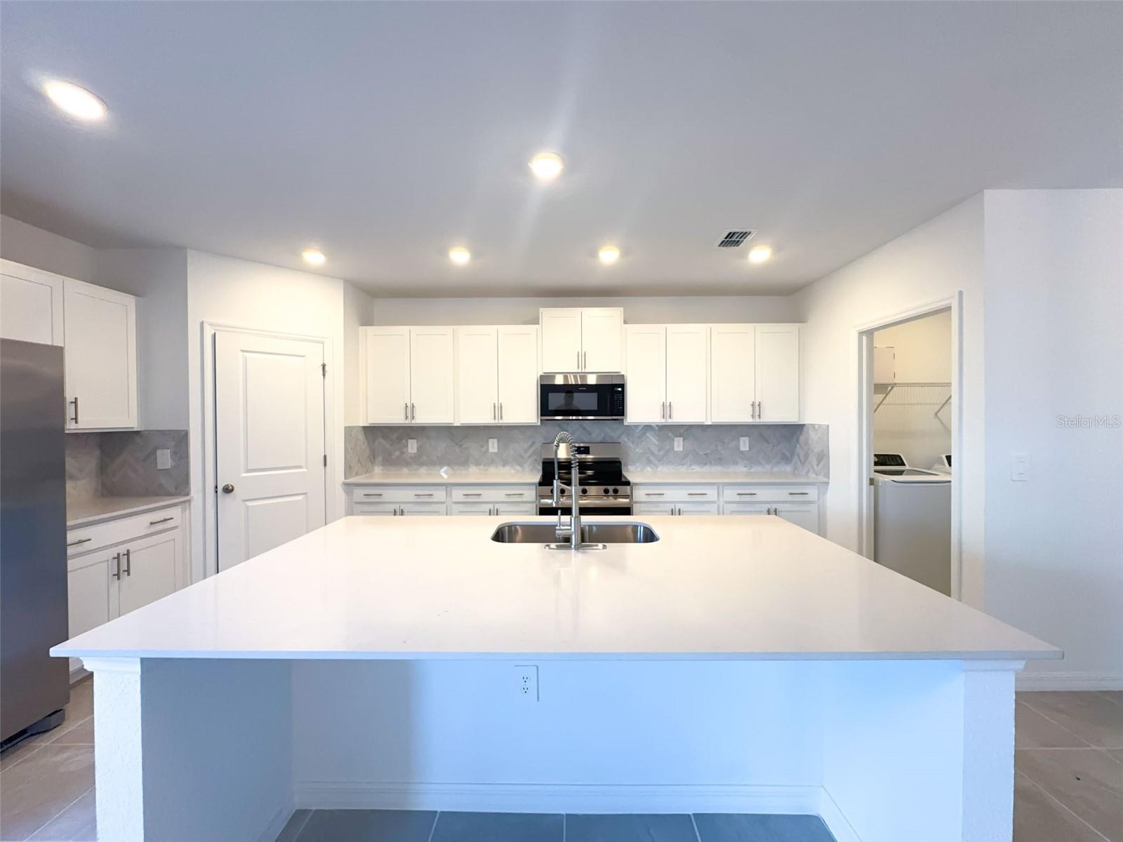 AURORA SUB - Residential Lease