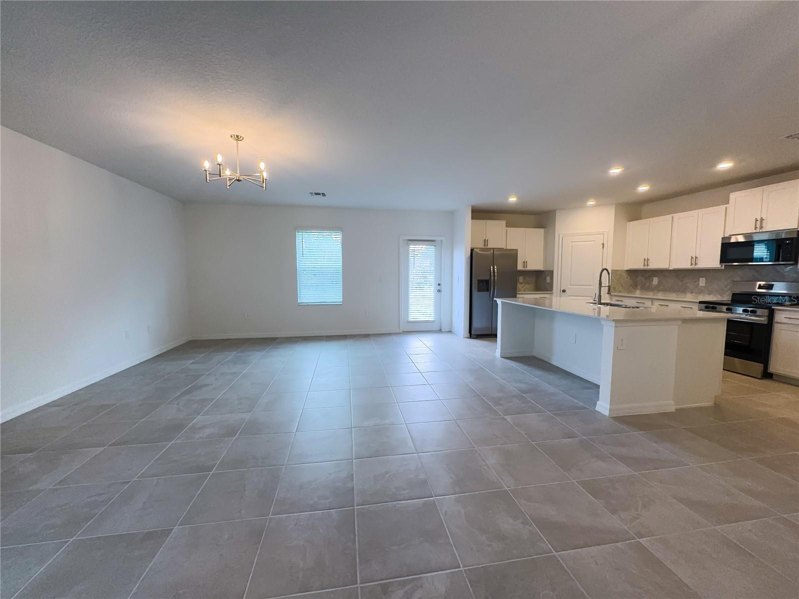 AURORA SUB - Residential Lease