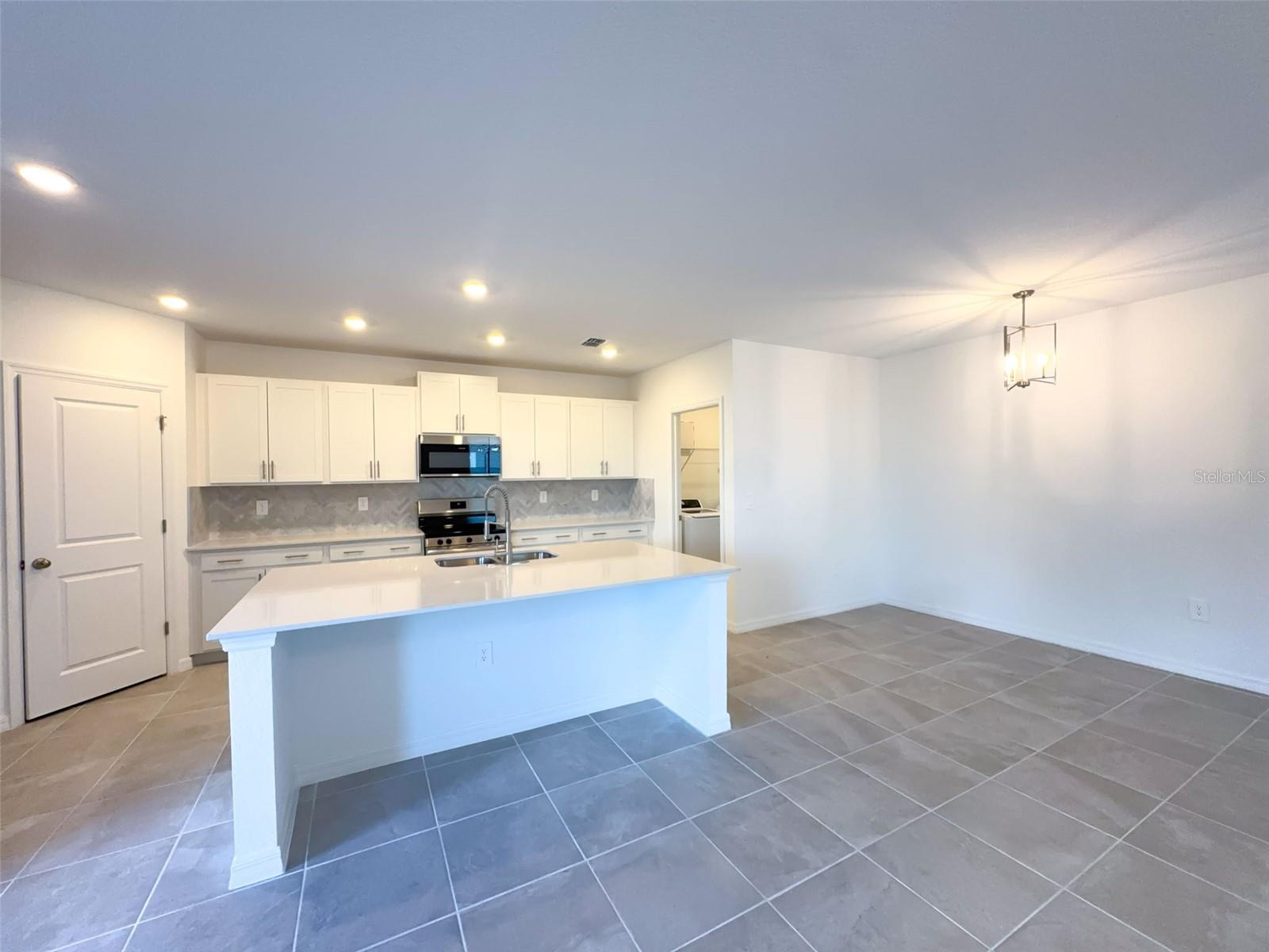 AURORA SUB - Residential Lease
