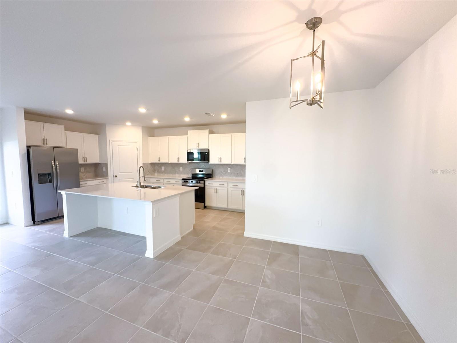 AURORA SUB - Residential Lease