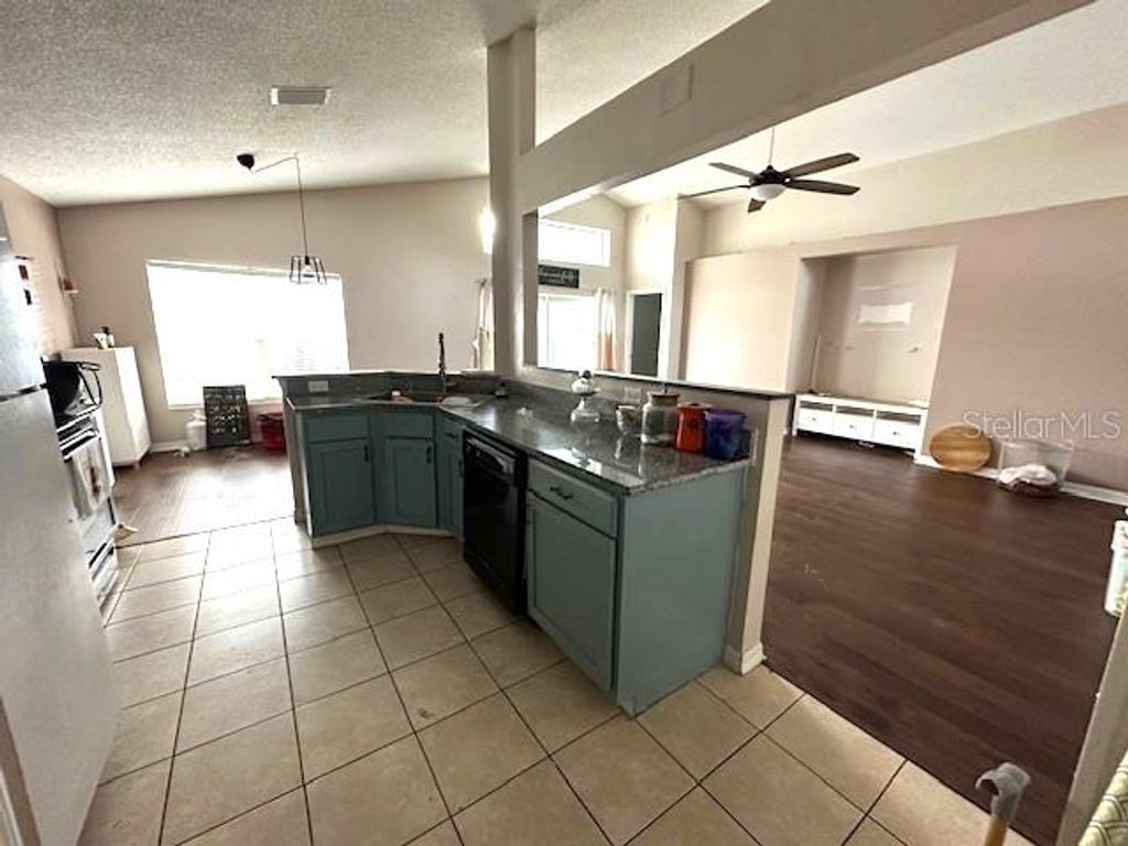 Photo of 954 Durango Loop Street, Davenport, FL 33897 (MLS # O6377219)