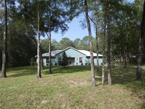 A home in DUNNELLON