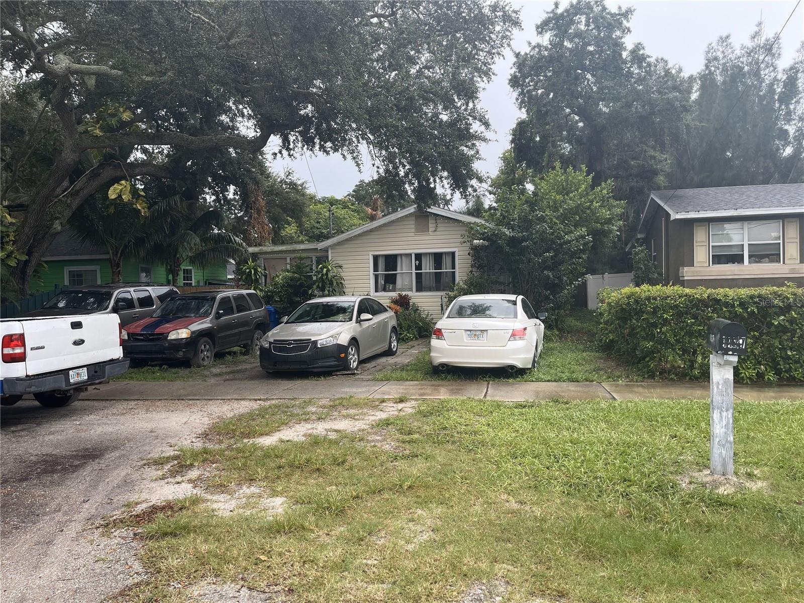 1127 AUBURN STREET