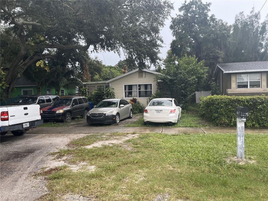 Photo of 1127 Auburn Street, Clearwater, FL 33756 (MLS # TB8521632)