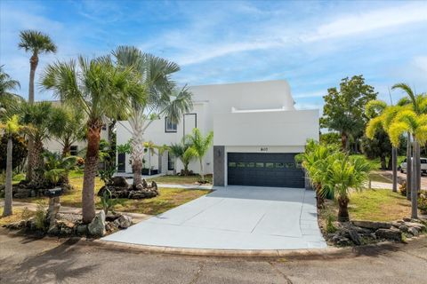 807 W CENTRAL BOULEVARD CAPE CANAVERAL FL 32920