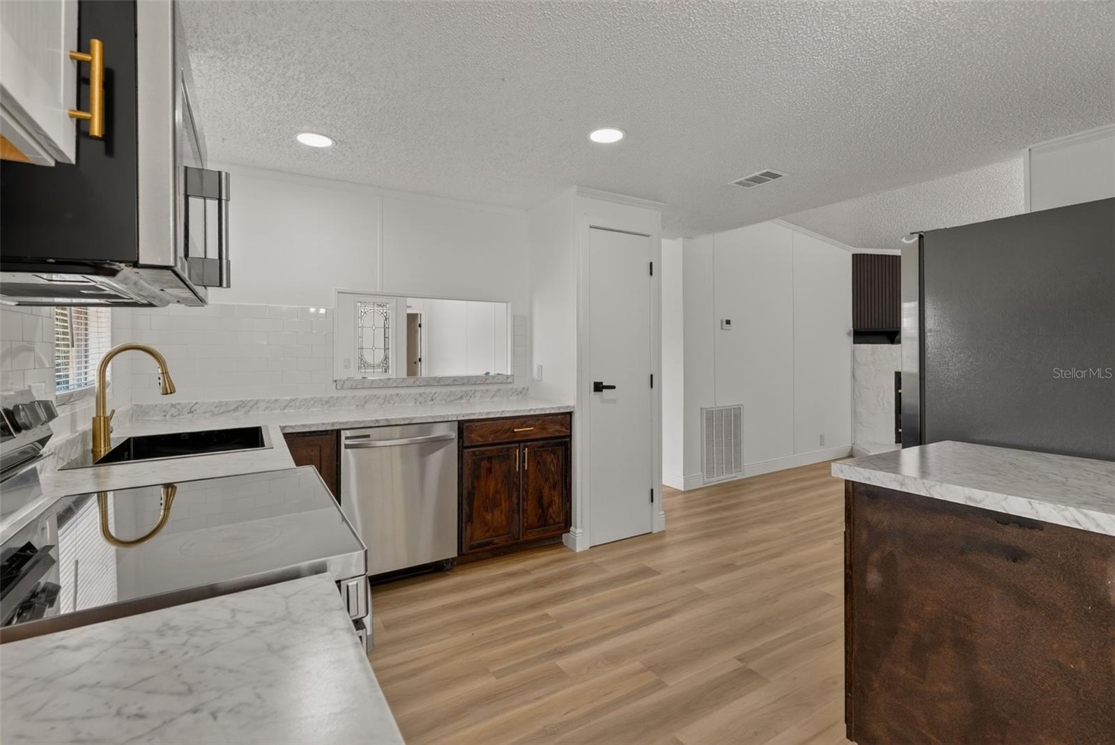 TANGLEWOOD - Residential