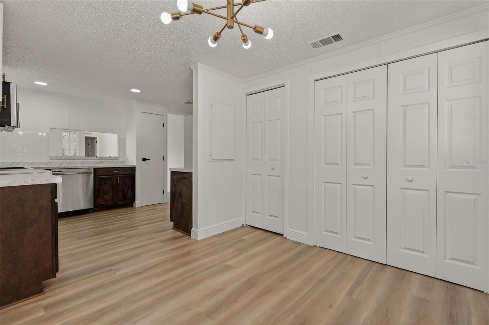 TANGLEWOOD - Residential