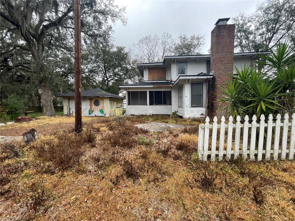 Photo of 110 S Poplar Avenue, Sanford, FL 32771 (MLS # O6380449)