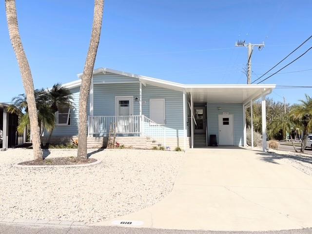 COUNTRY CLUB ESTATES - Residential