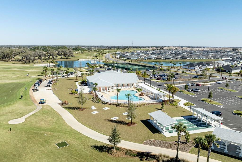 VILLAGES/SOUTHERN OAKS UN 151 - Residential