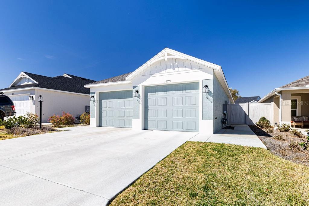 VILLAGES/SOUTHERN OAKS UN 151 - Residential