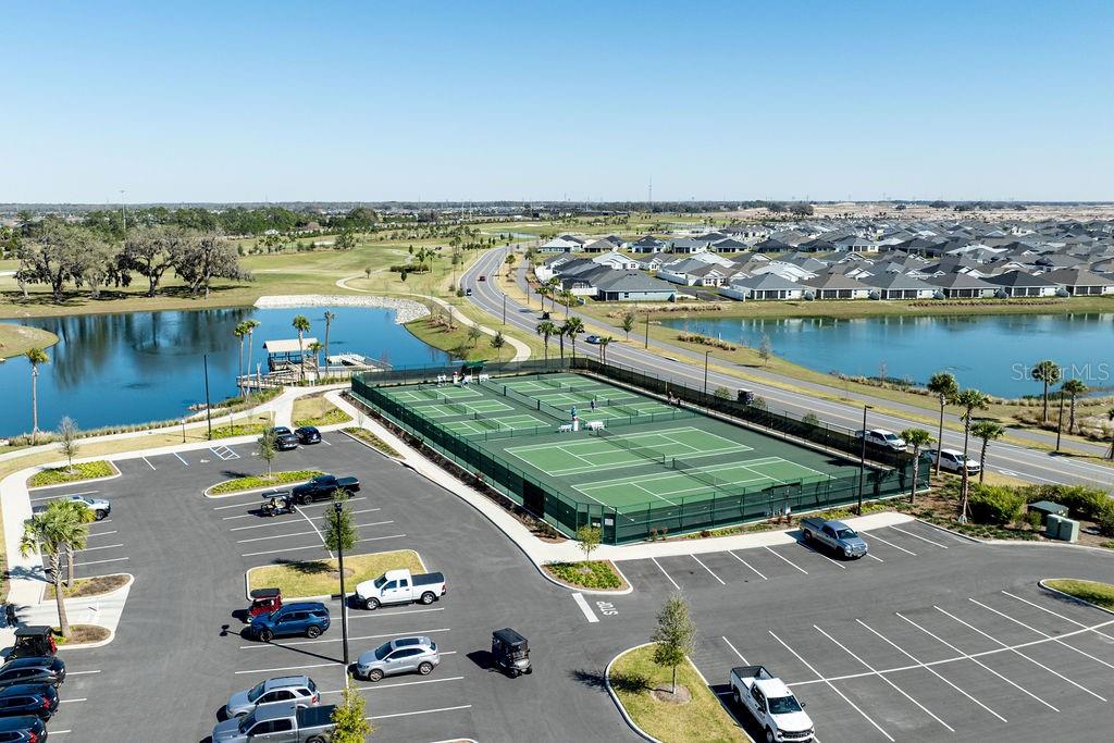 VILLAGES/SOUTHERN OAKS UN 151 - Residential