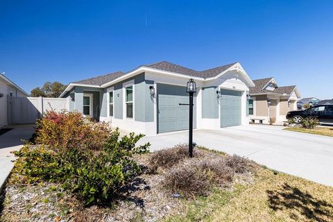 Photo of 1520 Sophie Street, The Villages, FL 32163 (MLS # G5109079)