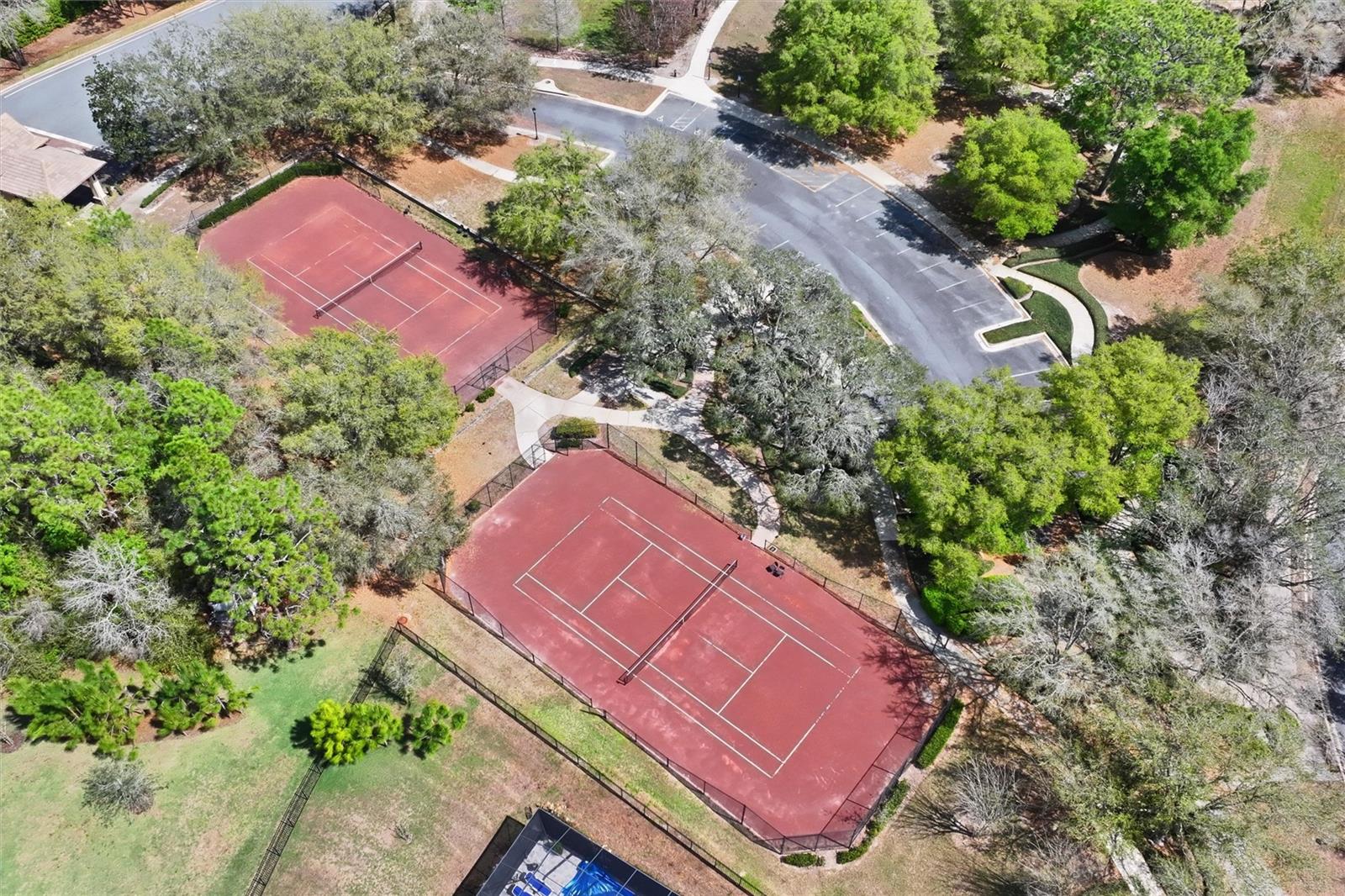 HEATHROW COUNTRY ESTATE - Residential