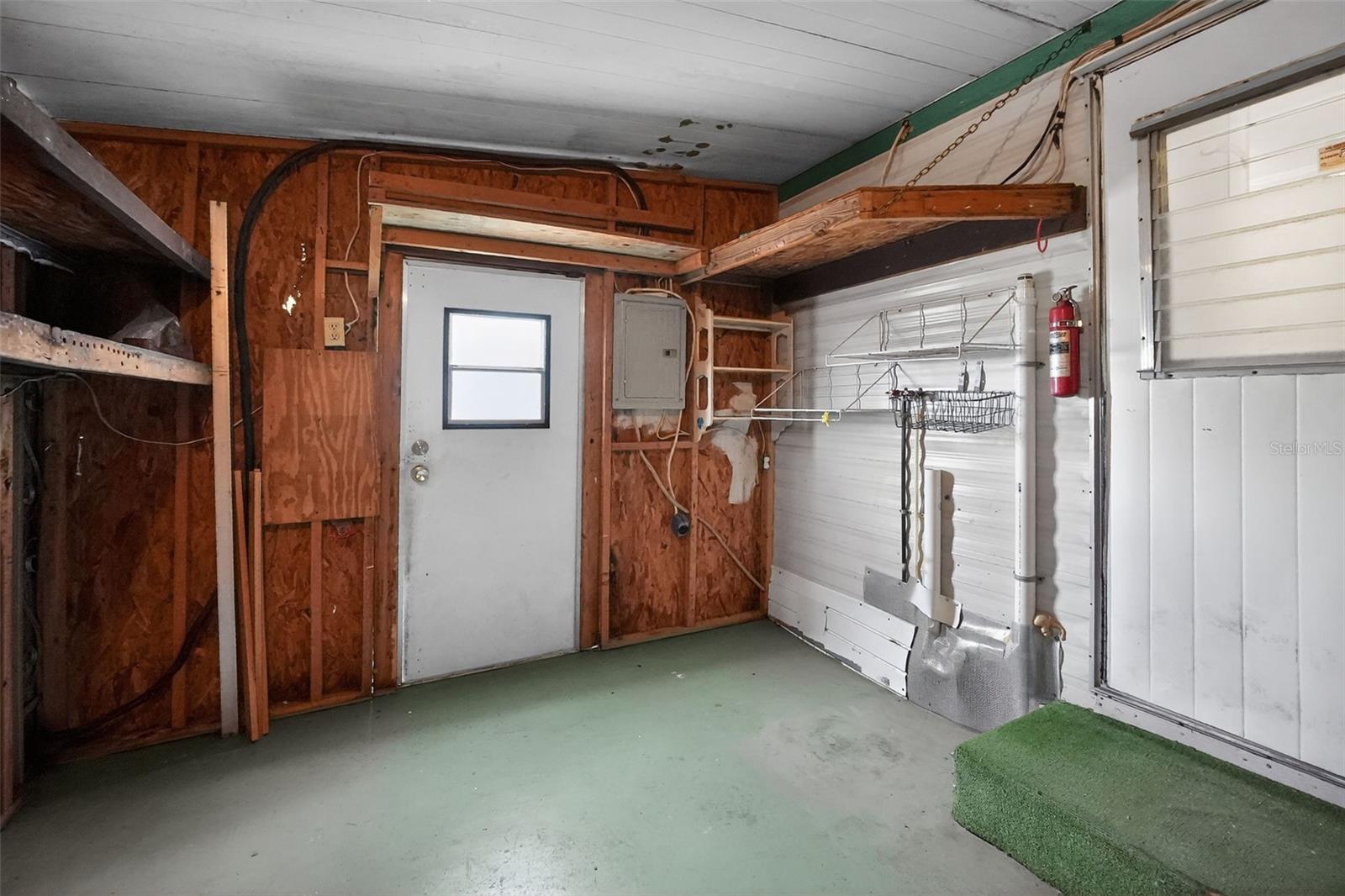 COMMONWEALTH MOBILE ESTATES - Residential