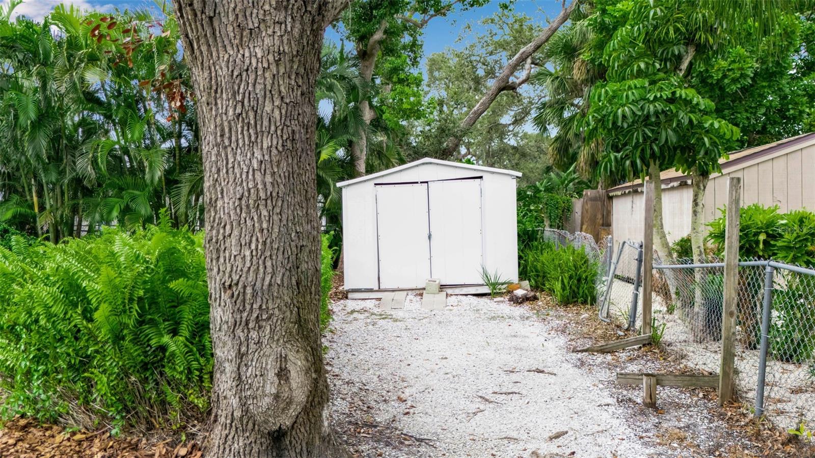 SOUTHPOINTE SHORES - Residential