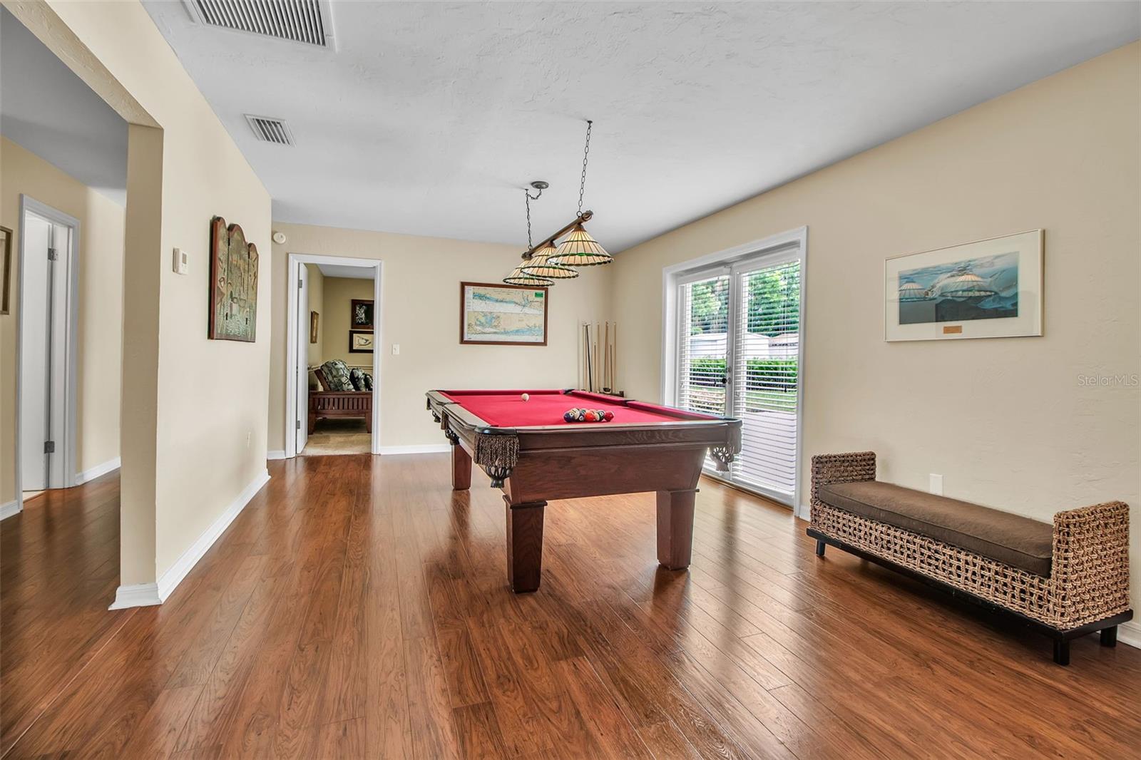 SOUTHPOINTE SHORES - Residential