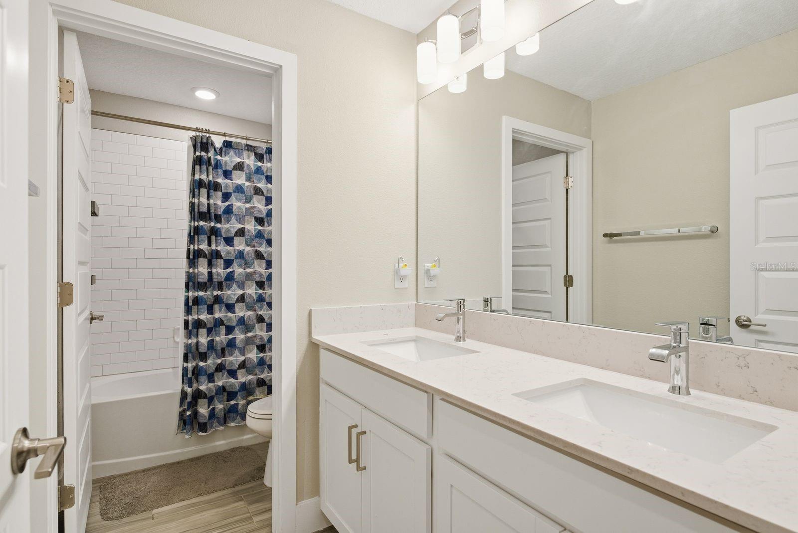 MITCHELL 54 WEST PH 2 - Residential