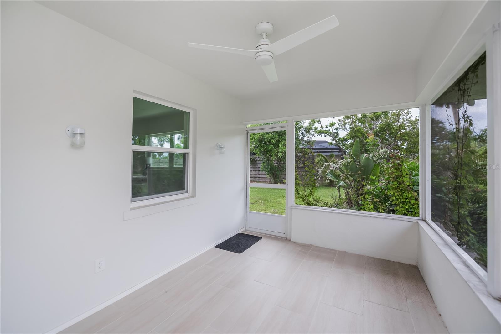 LEMON BAY PARK - Residential