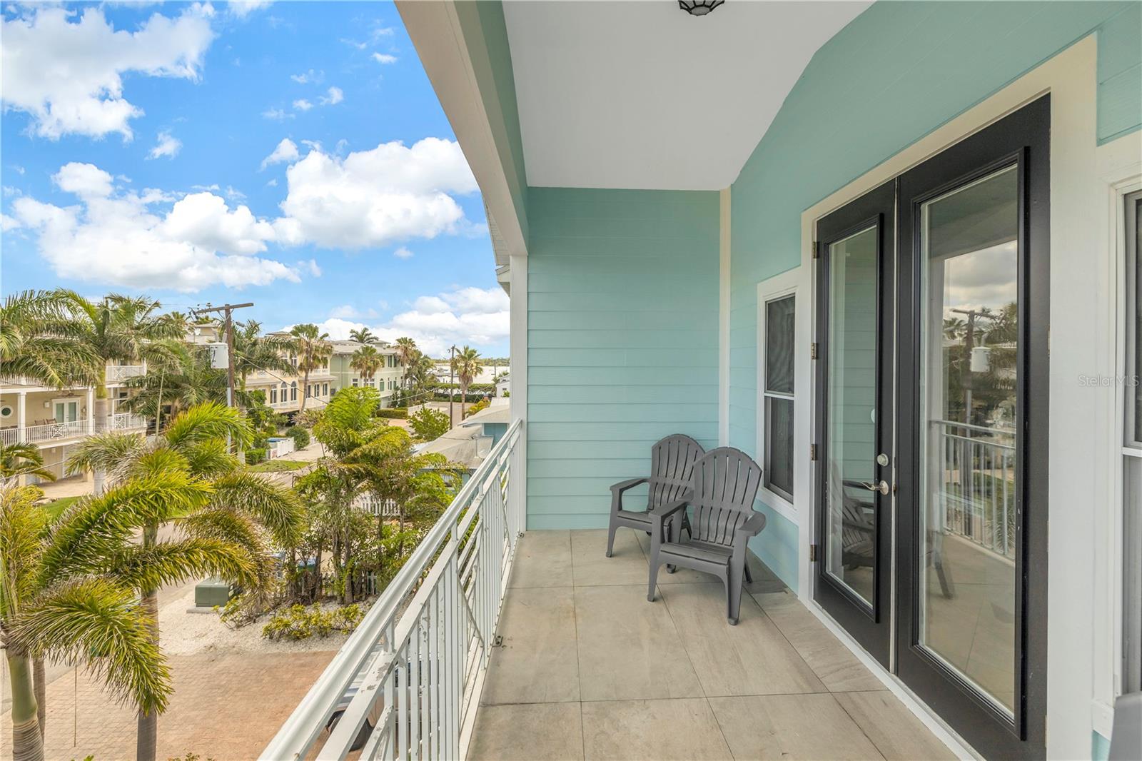 CASA PLAYA AT BRADENTON BEACH - Residential Income