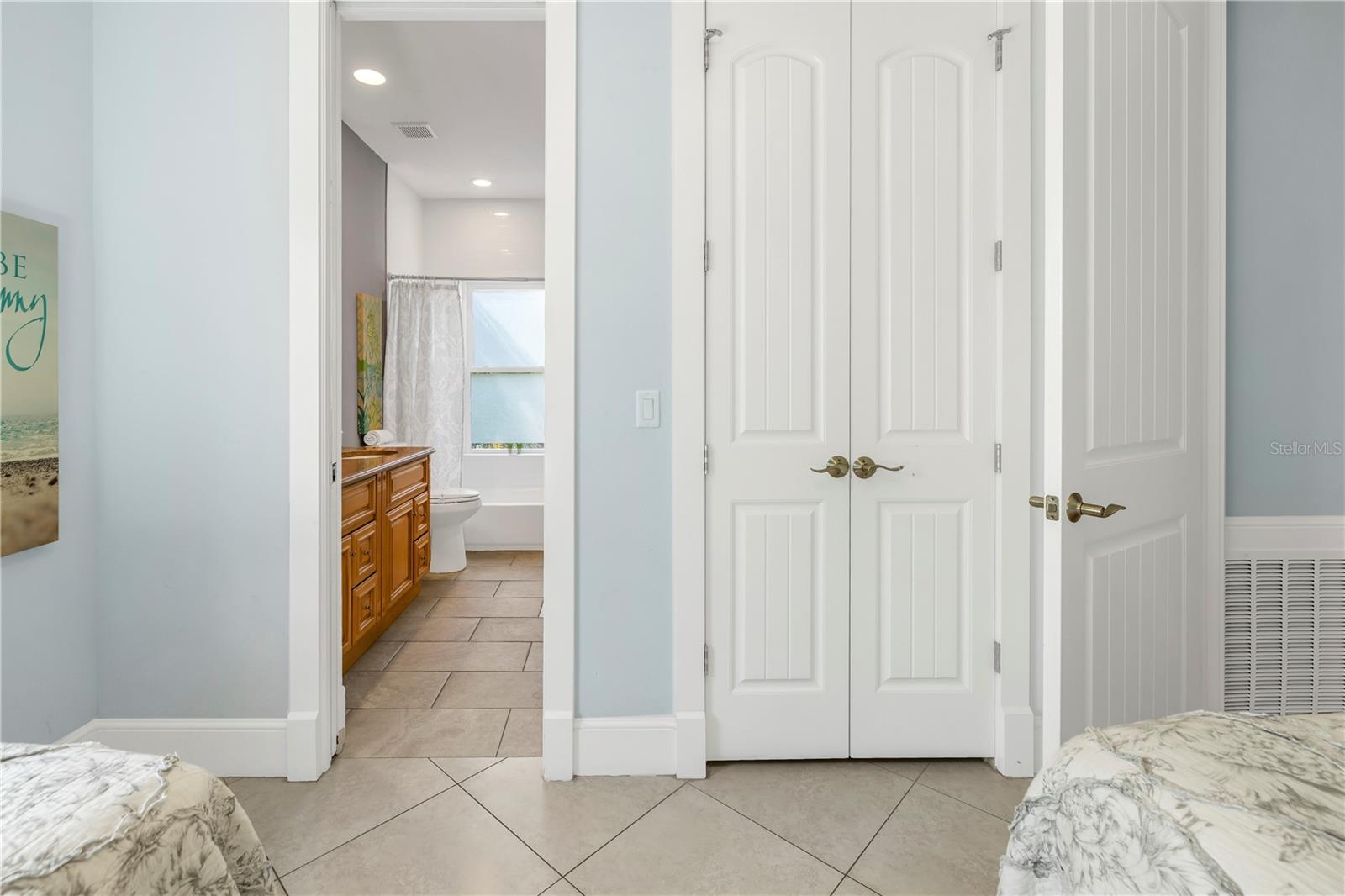CASA PLAYA AT BRADENTON BEACH - Residential Income