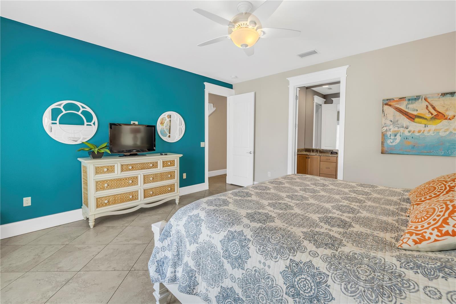 CASA PLAYA AT BRADENTON BEACH - Residential Income