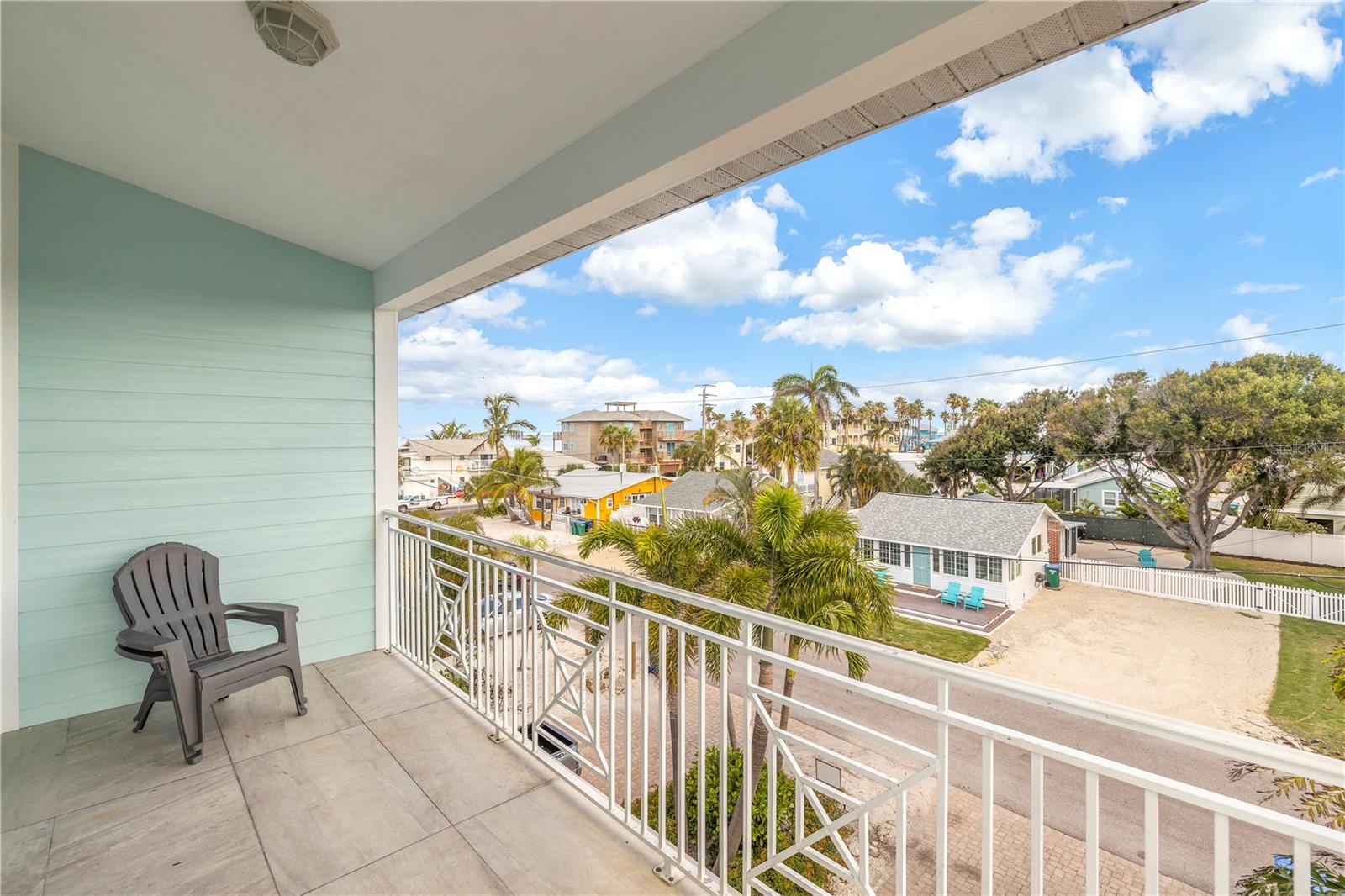 CASA PLAYA AT BRADENTON BEACH - Residential Income