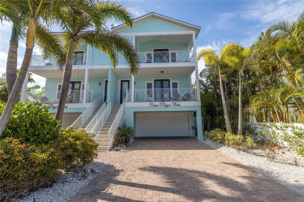 Photo of 105 4th Street S, Bradenton Beach, FL 34217 (MLS # A4693173)