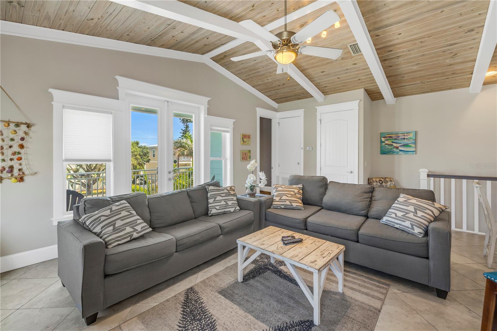 CASA PLAYA AT BRADENTON BEACH - Residential Income
