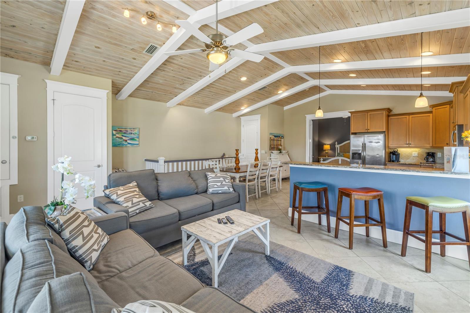 CASA PLAYA AT BRADENTON BEACH - Residential Income