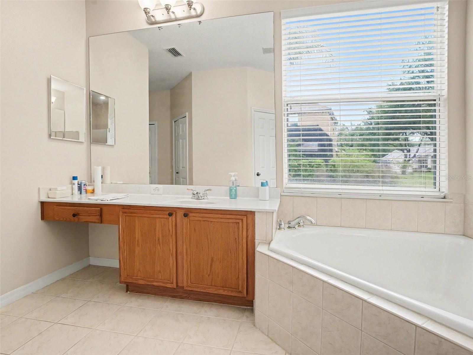 ROCK SPGS RDG PH IV-B - Residential