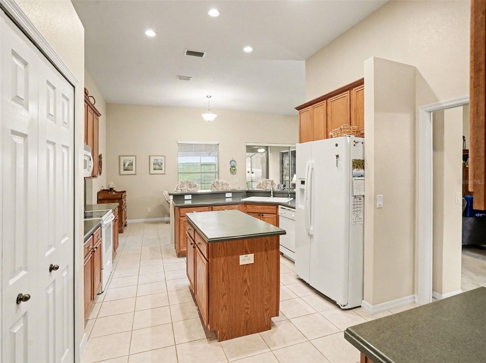 ROCK SPGS RDG PH IV-B - Residential