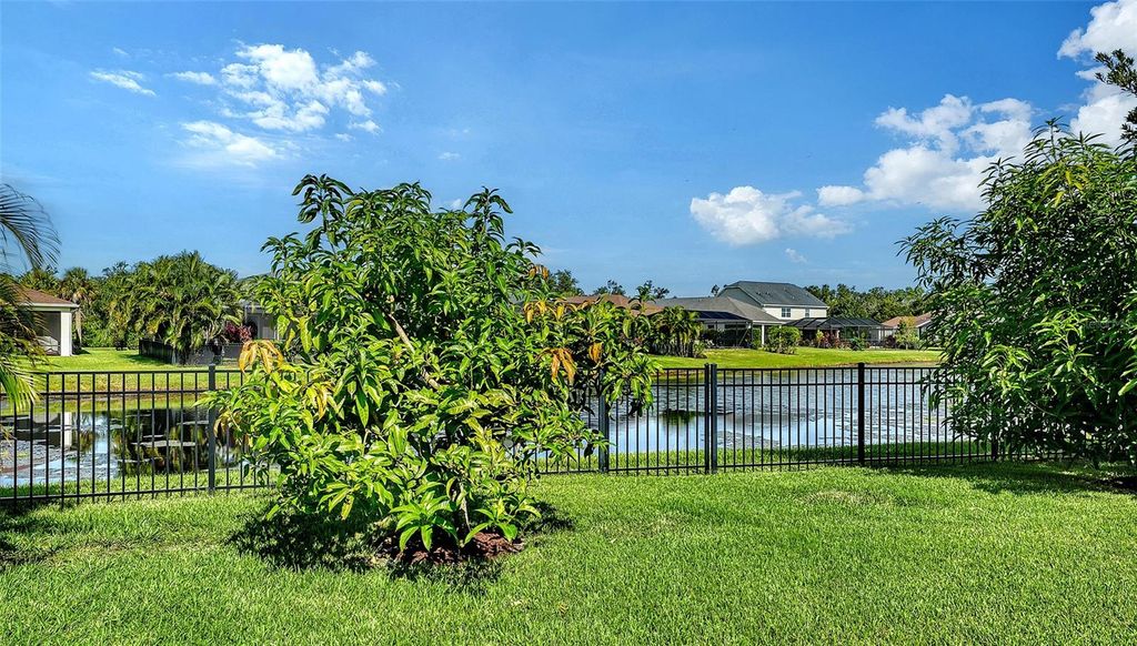 Photo of 12579 Ryegrass Loop, Parrish, FL 34219 (MLS # A4666120)